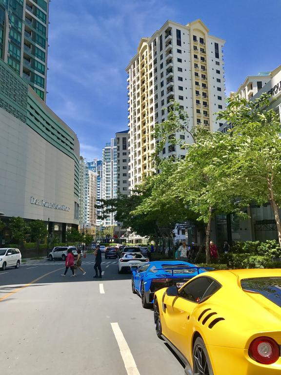 Forbestown Place At The Fort Bgc Taguig Eksteriør billede