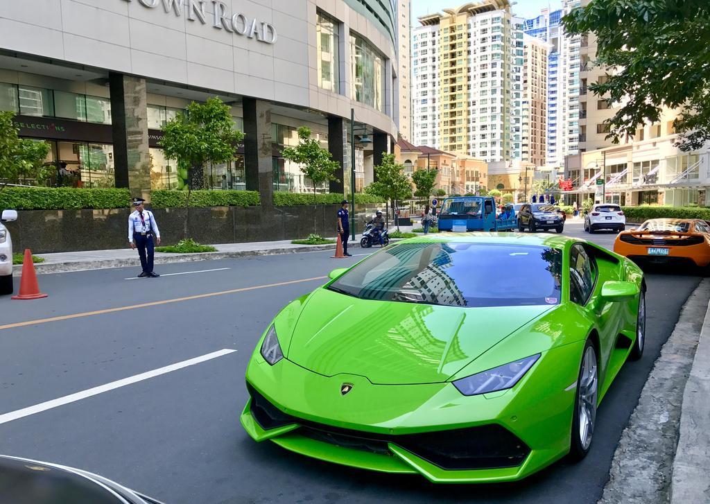 Forbestown Place At The Fort Bgc Taguig Eksteriør billede