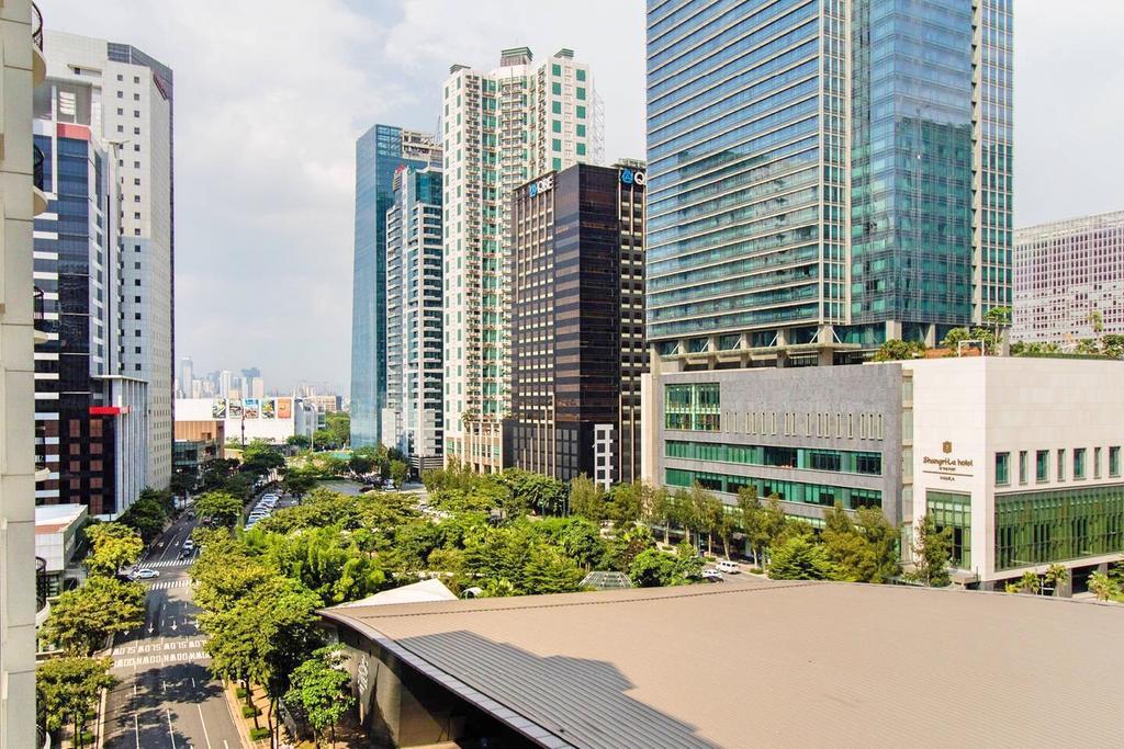 Forbestown Place At The Fort Bgc Taguig Eksteriør billede