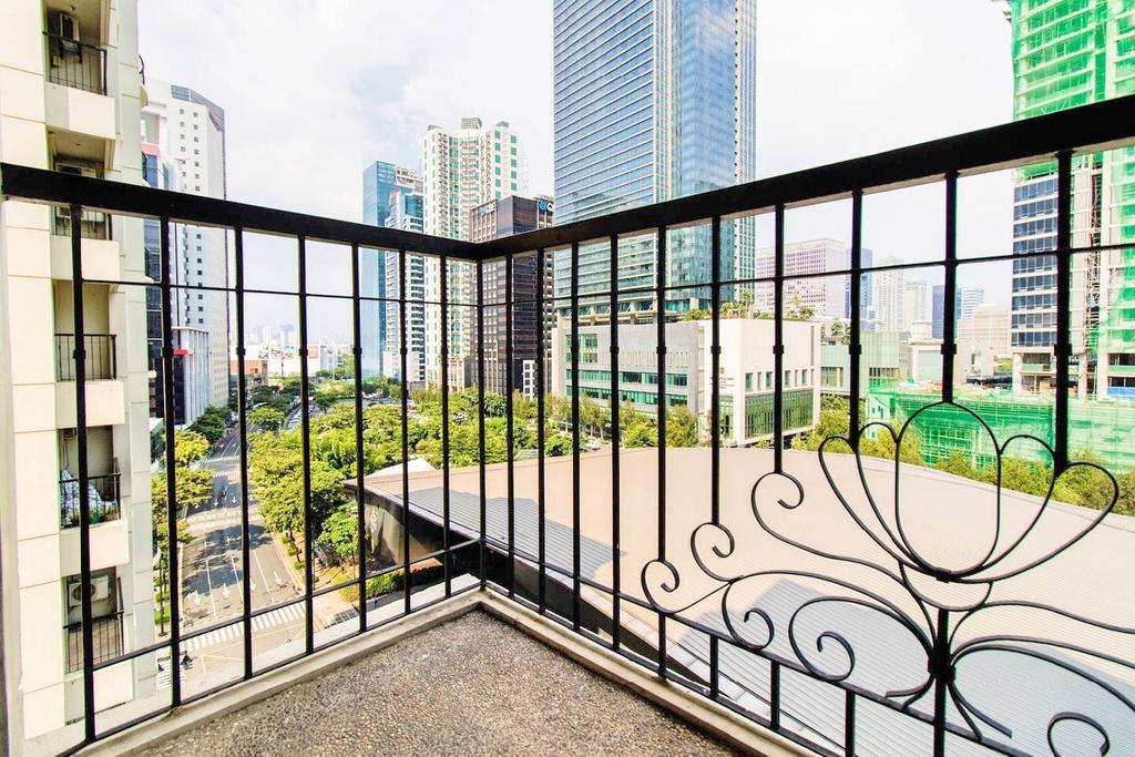 Forbestown Place At The Fort Bgc Taguig Eksteriør billede